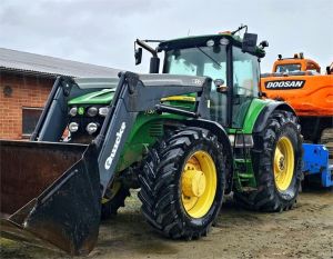 JOHN DEERE 7730, Traktorer