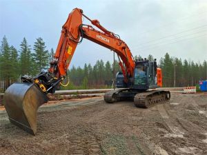 HITACHI ZX225 USLC-5B, Engcon, Luiskakauha, Rasvari, Гусеничные экскаваторы