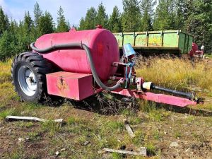 [OTHER] Imupainevaunu, Rovatti T140E pumpulla, Другие виды сельского хозяйства