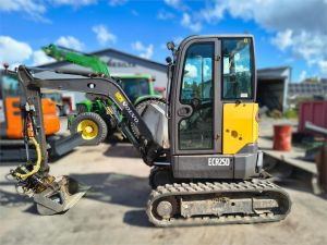 VOLVO ECR25D PYÖRITTÄJÄ, 3-KAUHAA, Mini-excavators < 7t