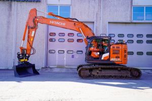 Hitachi ZX225USLC-7 STAGE V
