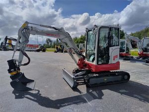 TAKEUCHI TB335R, Minigrävare < 7t