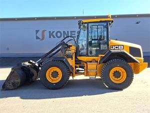 JCB 411HT T4F -UUDET RENKAAT-