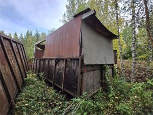  Roskalava 5,3m, Lavat / korit