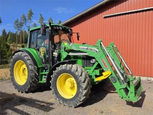 John Deere 6420S, Etukuormaaja Stoll 45.1