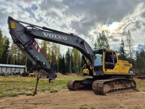 Volvo EC 240 B LC, Telakaivukoneet