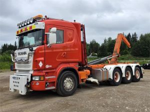 SCANIA R560 8X4 Tiehoitoauto, Demountable trucks, 2-axle