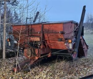 [OTHER] Kalkinlevitysvaunu, Equipments for agriculture machines