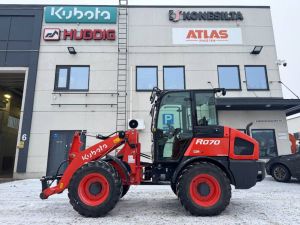 KUBOTA R 070, Колесные погрузчики