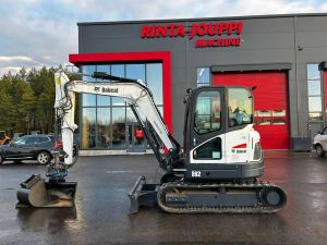 Bobcat E 62/ Pyörittäjä, 3 kauhaa, Vasara, Rasvari