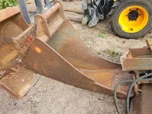 POME Kaapelikauha S45, Buckets / tiltrotators / clamps