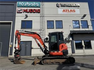 Kubota U48-4 KALLISTAJA+PYÖRITTÄJÄ