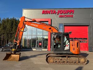 Hitachi ZX 135 US 5-B / Engcon, Uudet ketjut, Lämmitin