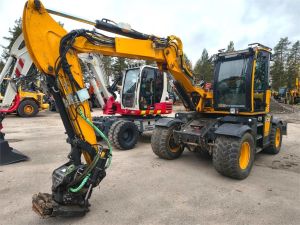 JCB HYDRADIG 110W PYÖRITTÄJÄLLÄ