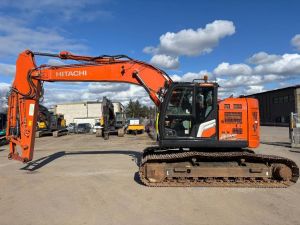 Hitachi ZX225USLC-7 STAGE V