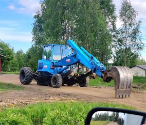 Menzi Muck 6000 Plus T2 Mobile, 3 kauhaa, Midikaivukoneet 7t - 12t