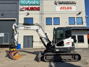 BOBCAT E85 PYÖRITTÄJÄLLÄ, Midigrävmaskiner 7t - 12t