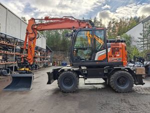 HITACHI ZX135W-7 VARUSTELTU, Wheeled excavators