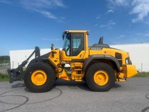 Volvo L120H VIPUOHJAUS, YM.