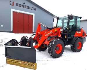 KUBOTA R090 TALVIPAKETILLA, Колесные погрузчики