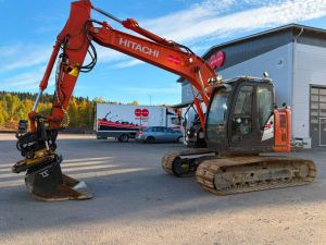 Hitachi ZX135 US-6