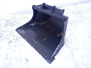 Luiskakauha Kärsä, Kauhat / rototiltit / kiinnittimet