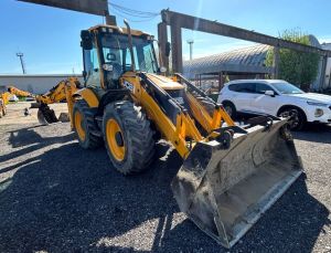 JCB 4 CX Pro, Backhoe loaders