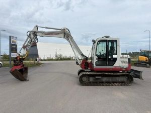 Takeuchi TB175 PYÖRITTÄJÄLLÄ