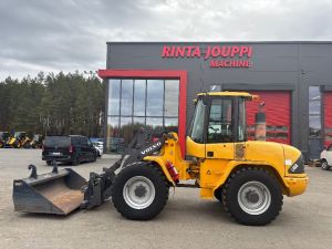 VOLVO L 40 B TPS / Katso tunnit 