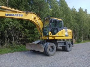 KOMATSU PW 160-7
