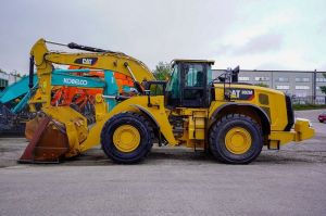 CAT 982M UUDET RENKAAT, Wheel loaders