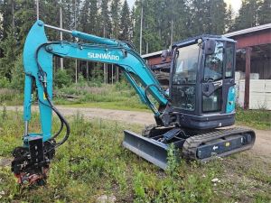 SUNWARD SWE35UF, Rototilt R2, koura, 2 kauhaa, Мини-экскаваторы