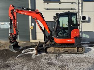 KUBOTA KX057-4 Pyörittäjällä, Mini-excavators < 7t