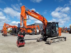 Hitachi ZX135US-6, Telakaivukoneet