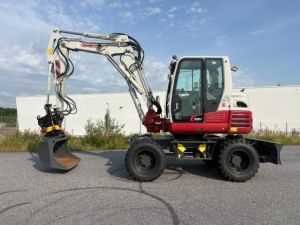 Takeuchi TB295W PYÖRITTÄJÄLLÄ