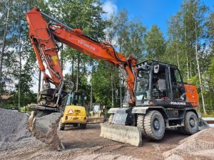 HITACHI ZX 180 W-7 + Novatron 3D