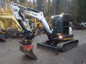 BOBCAT E 50 Engcon+pihdit, Mini-excavators < 7t