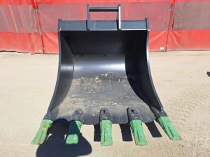 [OTHER] Kuokkakauha Kynsillä, Buckets / tiltrotators / clamps