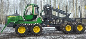 JOHN DEERE 1110G, Forwarders