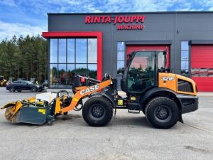 CASE 321 F / 8 KPL LISÄLAITETTA !!!!