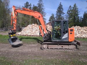 HITACHI ZX 85 US B-5A, Средние экскаваторы