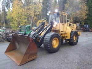 Volvo BM L 90