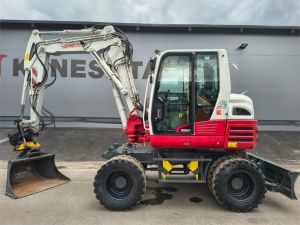 Takeuchi TB295W PYÖRITTÄJÄLLÄ, Pyöräkaivukoneet