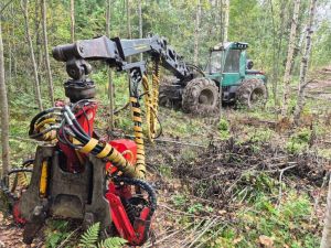 ProSilva S810, Harvesterit