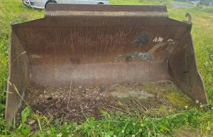 KAUHA Volvo Bm, Buckets / tiltrotators / clamps