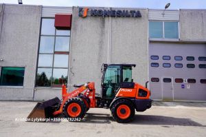 Kubota R090 TYÖLAITTEILLA