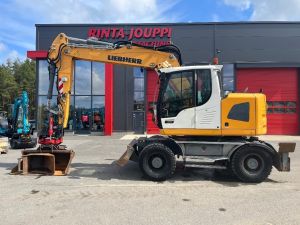 LIEBHERR A 918 Comp, Hjulburna grävmaskiner