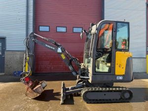 Volvo EC18D / Kallistaja , Rasvari, 2 Kauhaa