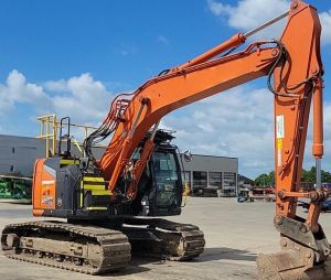 Hitachi ZX225USLC-7
