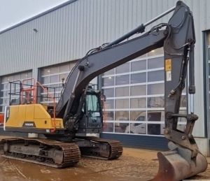 Volvo EC220EL STAGE 5 TULOSSA KMÄKI